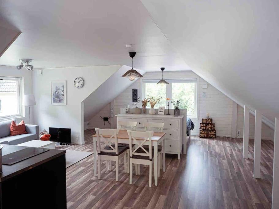 A Lovely Bright Apartment With It'S Own Entrance Kungsbacka Exterior foto